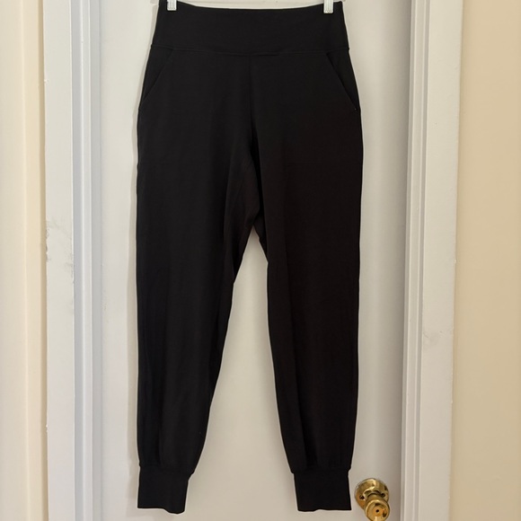 Lululemon Women's Align High-Rise Joggers - Picture 3 of 9